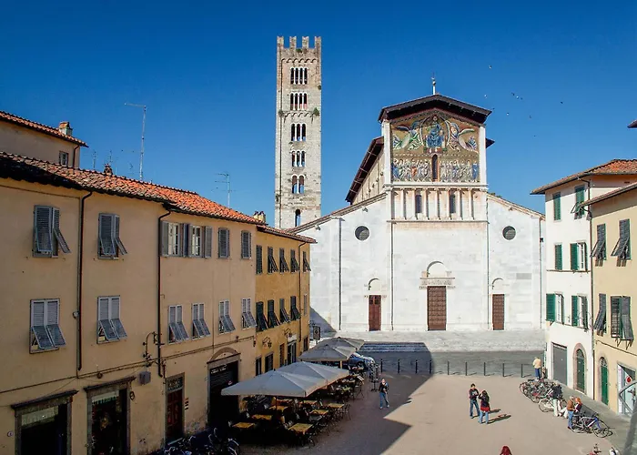 The Tuscan Window Apartament
